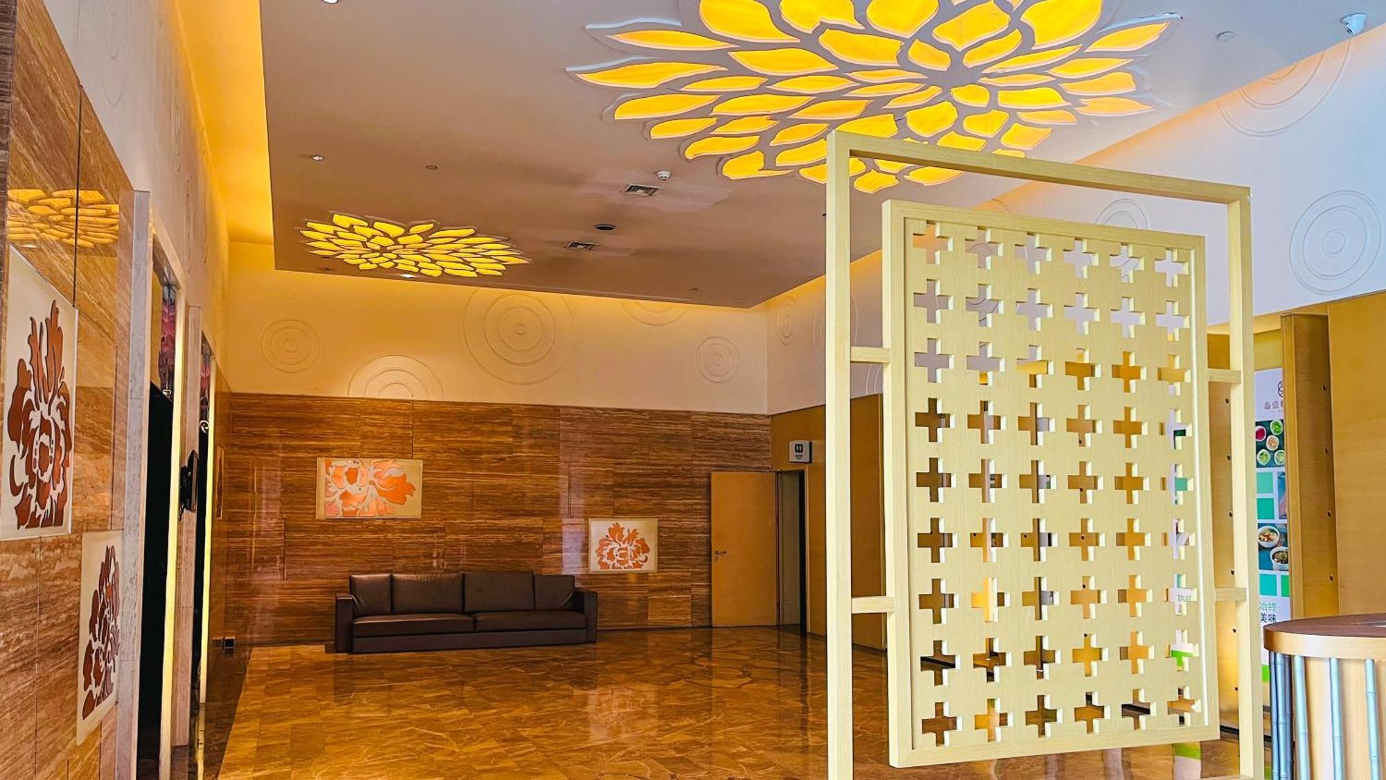 Holiday Inn Beijing Shijingshan Parkview By Ihg Exterior photo
