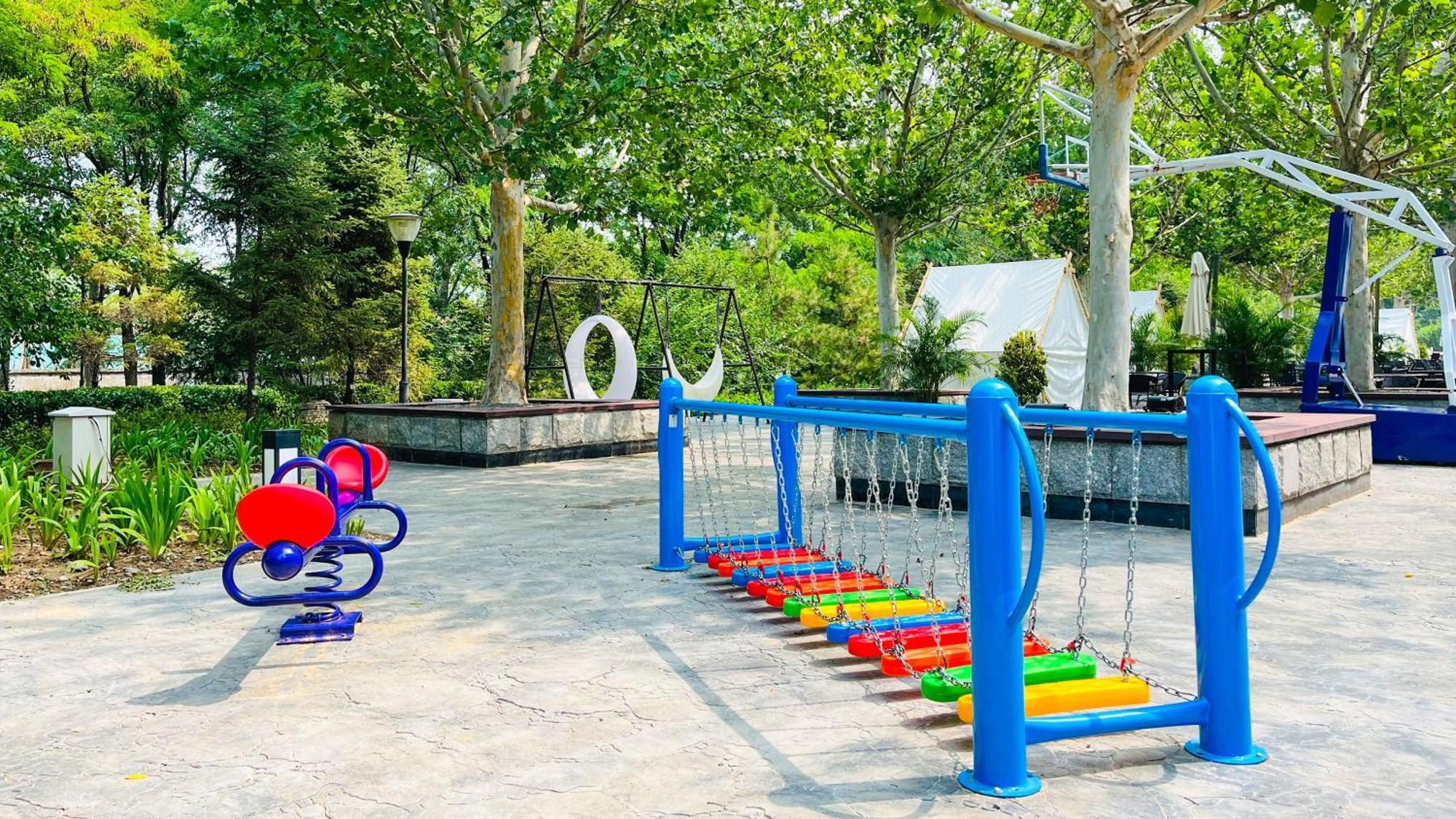 Holiday Inn Beijing Shijingshan Parkview By Ihg Exterior photo